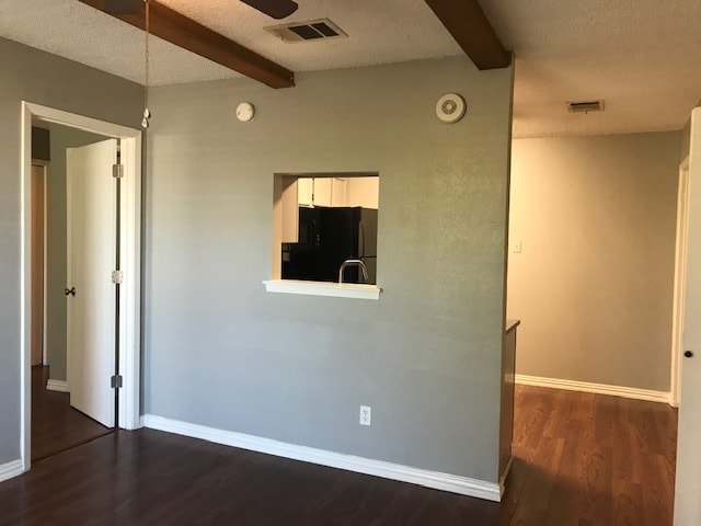 Building Photo - 1624 Aquarena Springs Dr