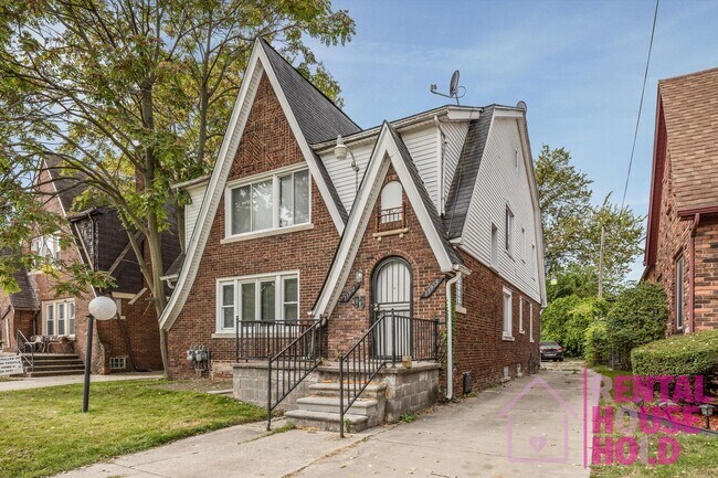 Building Photo - 13951 St Marys St