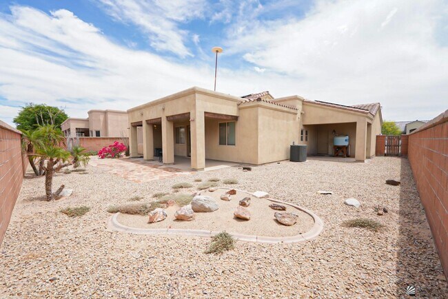 Building Photo - 3476 S Woodpecker Way