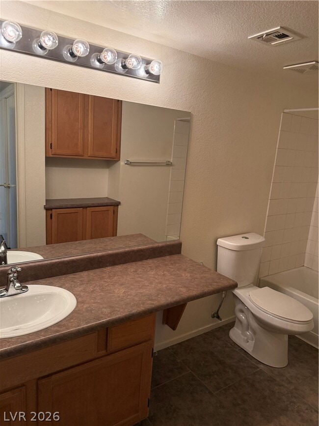 Building Photo - 45 Maleena Mesa St