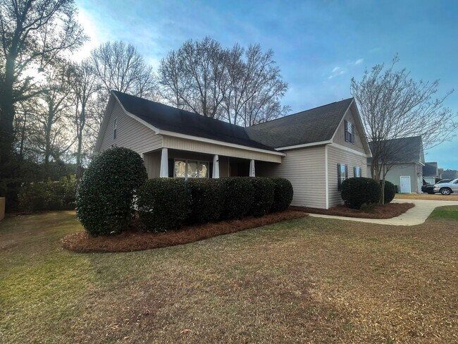 Building Photo - 282 Braddock Dr