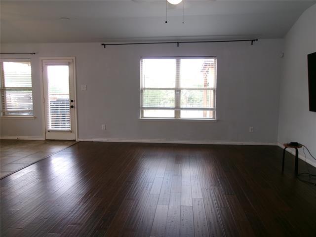 Building Photo - 5727 Mountain Hollow Dr