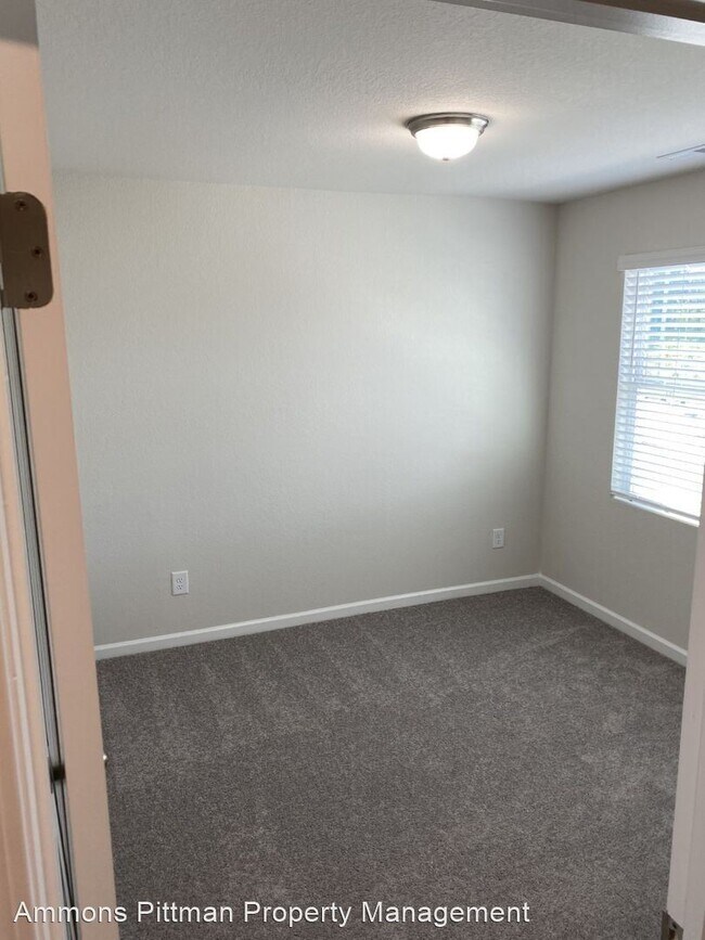 3 br, 2.5 bath House 2021 Wiggins Village 2021 Wiggins Village Dr