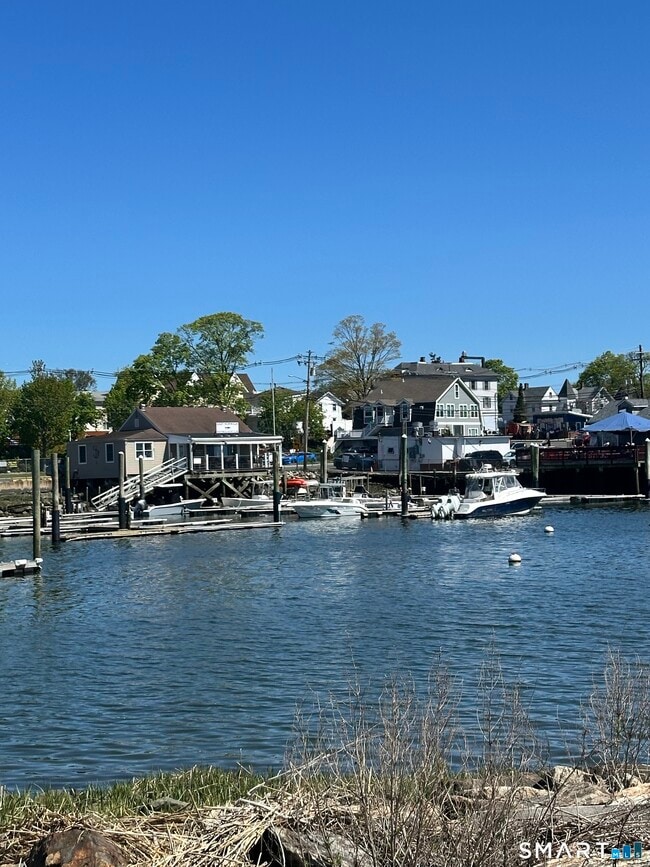 Building Photo - 42 1st St