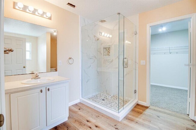 Building Photo - 142 Wilson Bay Ct