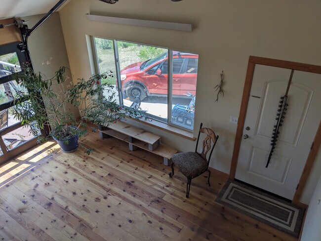 Building Photo - 6009 Blue Spruce Dr