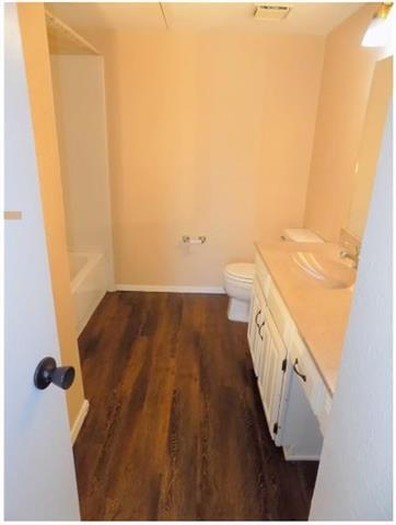 Building Photo - 14800 Enterprise Dr