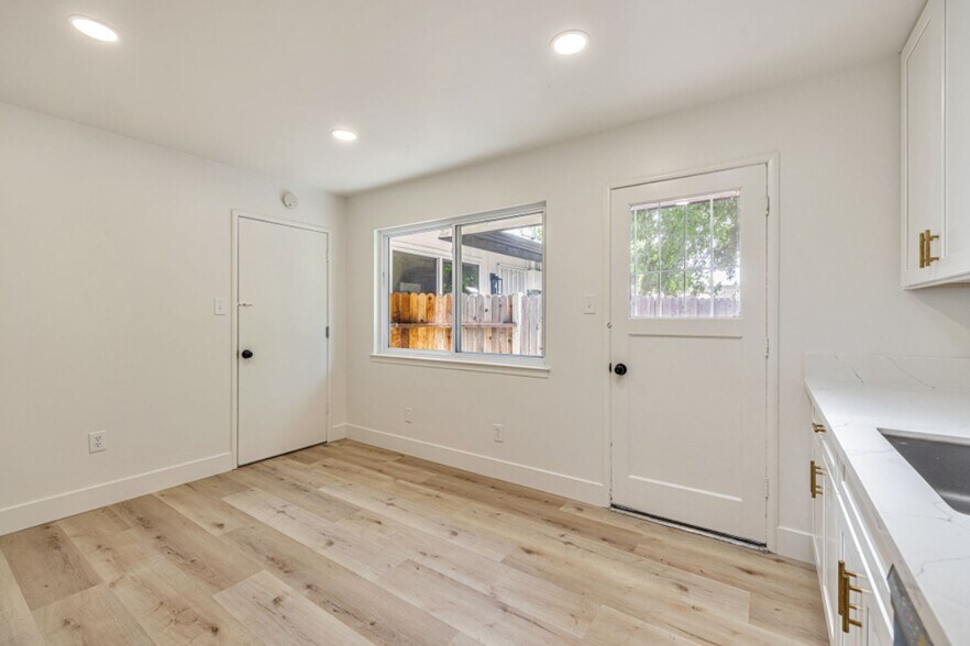 Building Photo - 1134 Agatha Way
