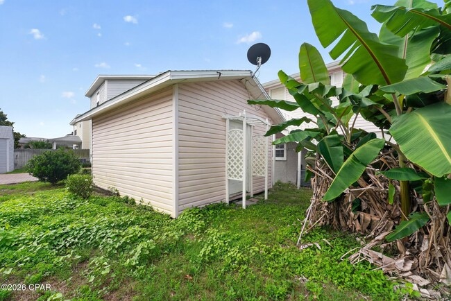 Building Photo - 14108 Pelican St