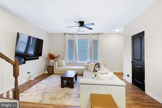 Building Photo - 3805 Richmond Run