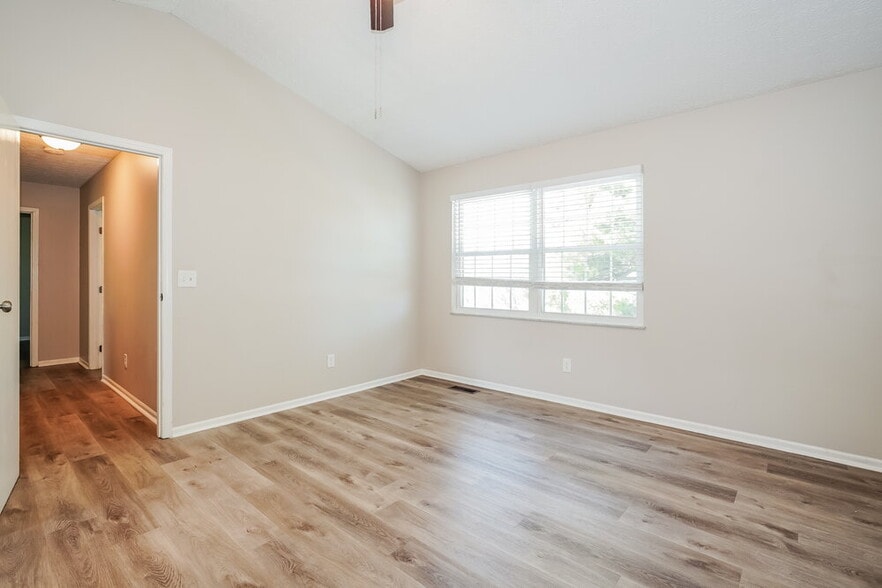 Building Photo - 6955 Pine Bark Ln