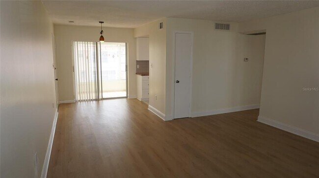 Building Photo - 7011 Place De La Paix