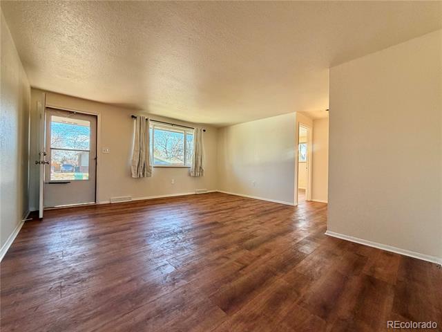 Building Photo - 4683 Holland St