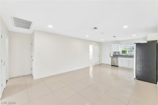 Building Photo - 4301 Nolan Ln