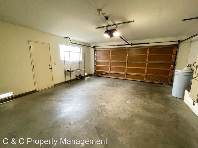 Building Photo - 2 br, 2 bath House - 110 Nissen Rd. Unit 2