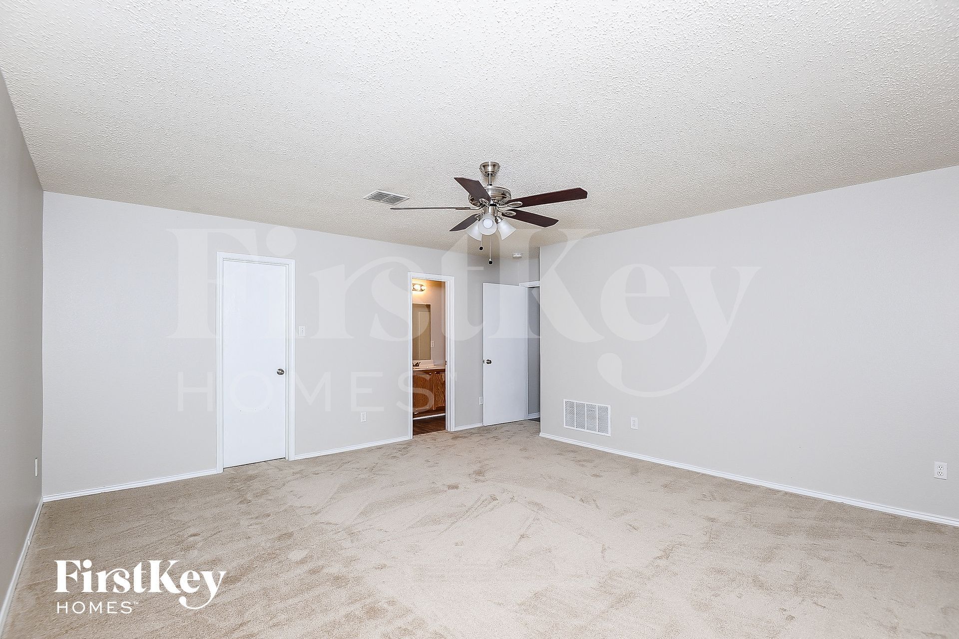 Building Photo - 8771 Cove Meadow Ln