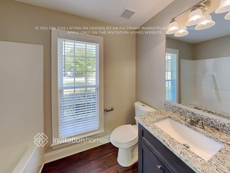 Building Photo - 1249 Danielle Downs Ct SE
