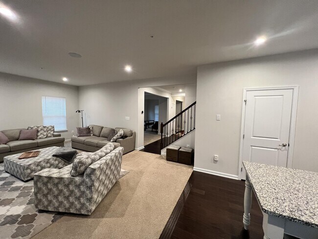 Building Photo - 4206 Manor Field Dr