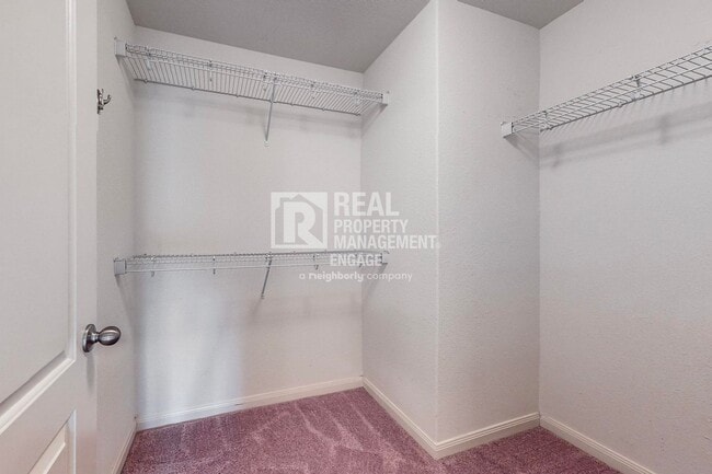 Building Photo - 3 Bedroom Single-Story Home available For ...