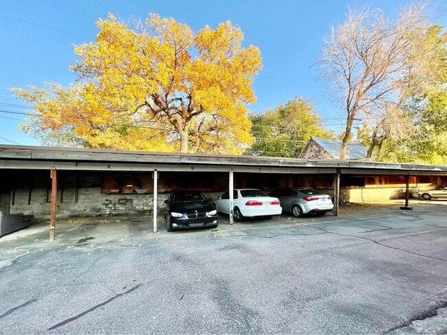 Building Photo - 125 S 200 W