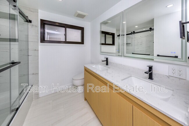 Building Photo - 27220 Seco Canyon Rd