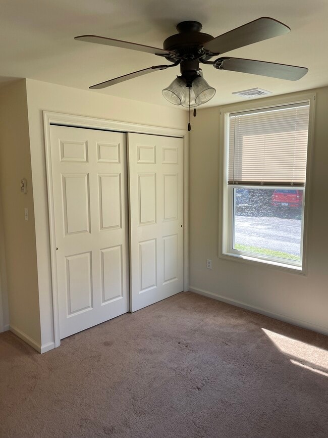 Building Photo - 223 Delaware Ave