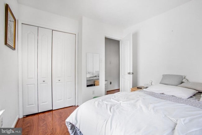 Building Photo - 9820 Berrywood Ct