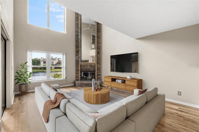 Building Photo - 846 Glades Ct