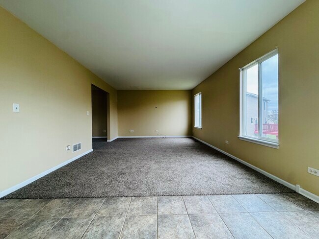 Building Photo - 408 Clifton Ln