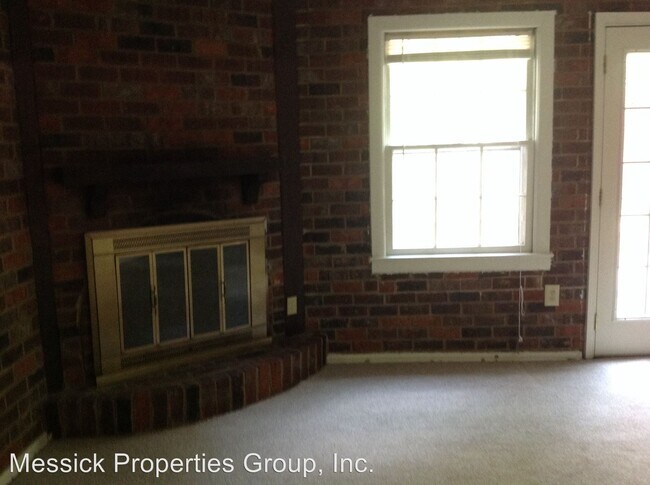 Building Photo - 3 br, 2.5 bath House - 2942-C St. Mark's Road