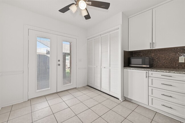 Building Photo - 1506 Apple Park Dr