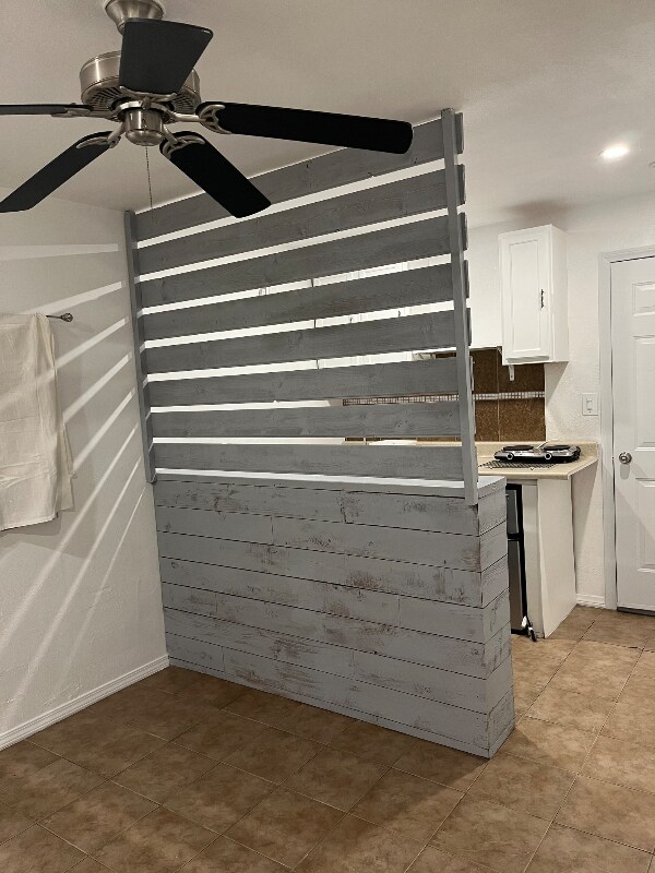 Building Photo - 33 Twilight St