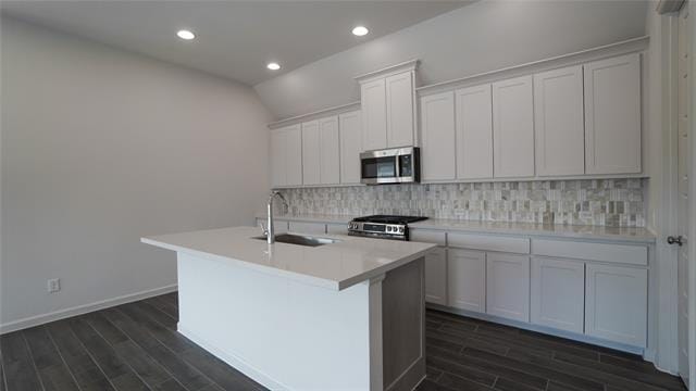 Building Photo - 6104 Vester Trl