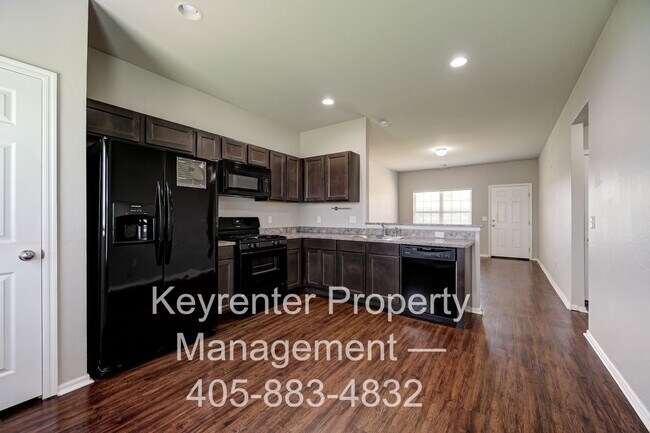 Building Photo - Gorgeous 3 Bed 2 Bath in Moore/SE OKC