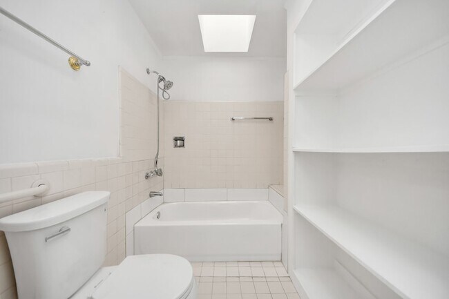 Building Photo - 4112 Meyerwood Dr