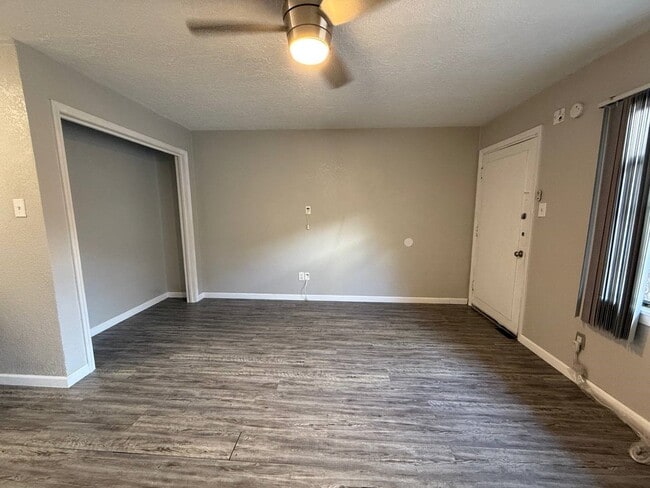 Building Photo - 2501 Yoakum Blvd