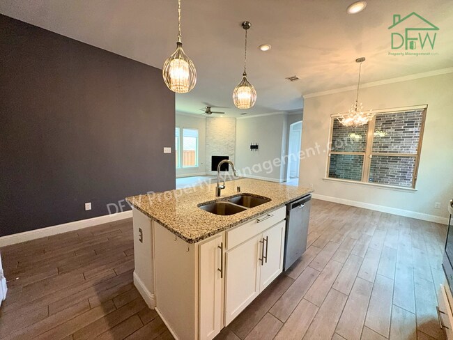 Building Photo - Modern Comfort Meets Style in the Heart of Euless – 3 Bed, 2 Bath Home with Premium Finishes!