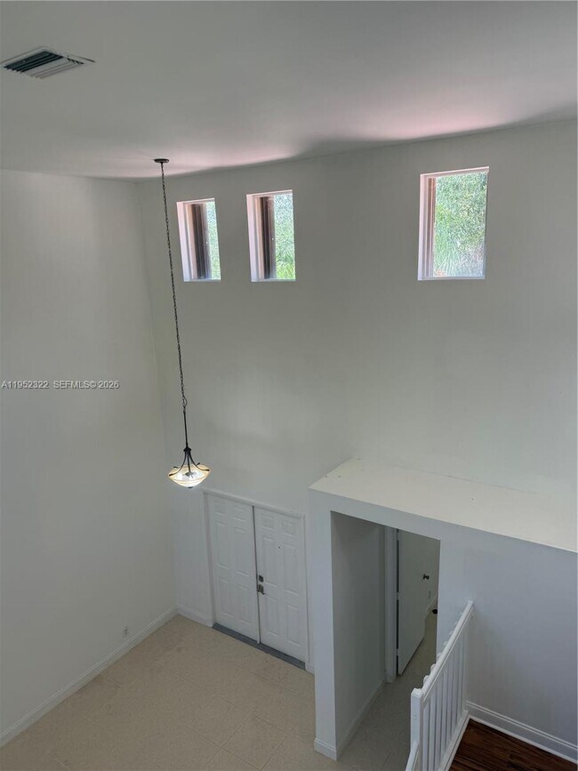 Building Photo - 1288 Camellia Cir