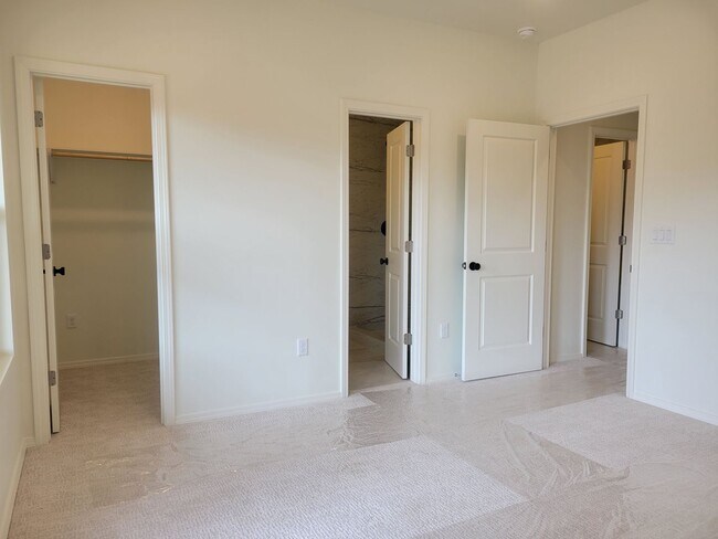 Building Photo - COMING SOON!!!! Gorgeous 2 story home in Granite Shoals