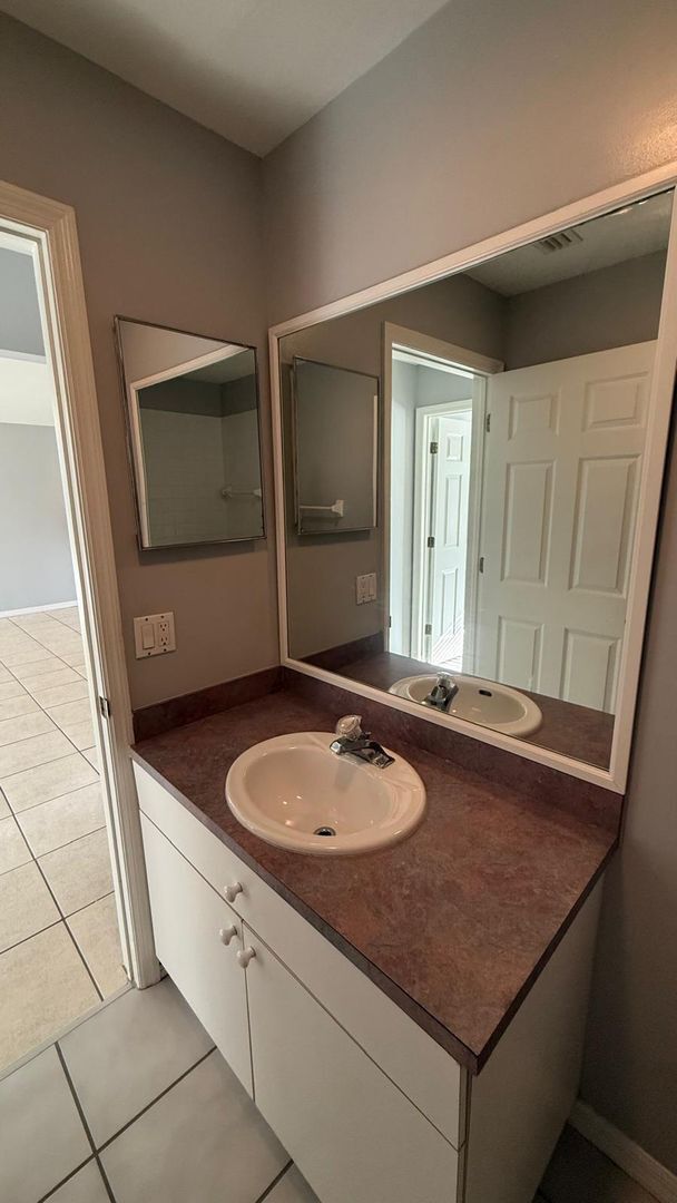 Building Photo - Unit 1 @1407 SE 24TH AVE