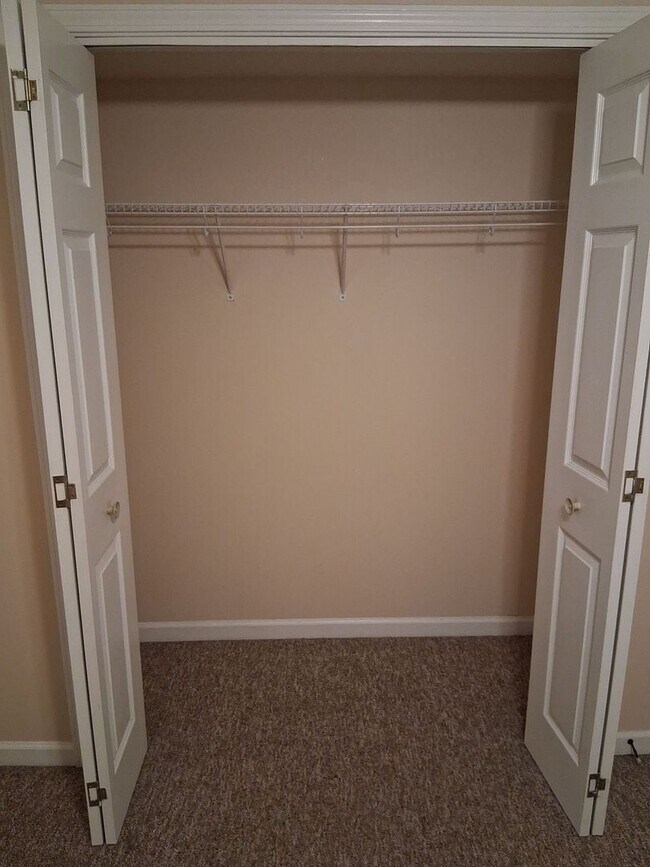 Building Photo - Laurel Station #307 - 3bed/2bath with awesome views of Laurel Avenue! $3000 monthly rent includes...