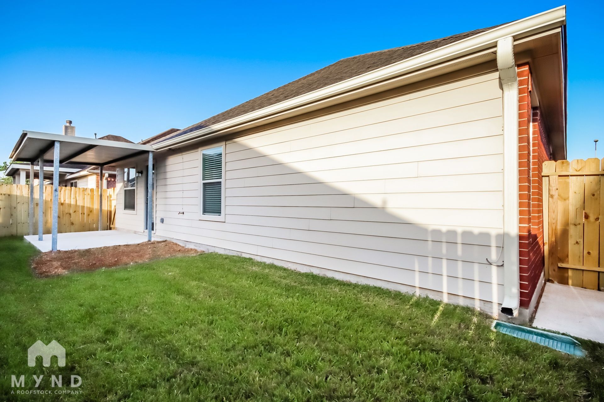 Building Photo - 4709 Meadow Way Dr