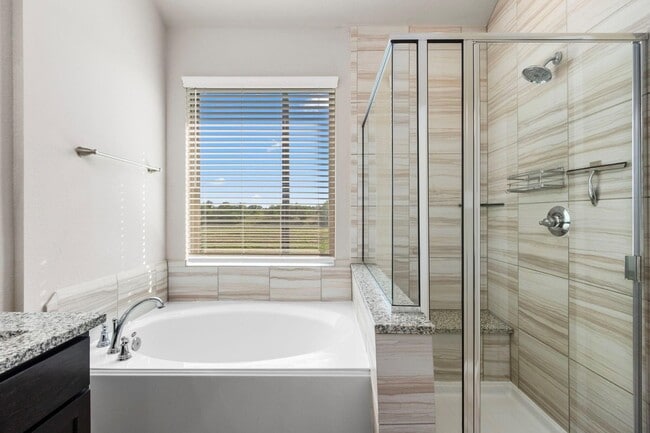 Building Photo - 2531 Terrace Point Dr