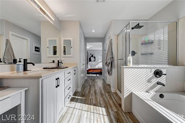 Building Photo - 791 Trumpington Ct