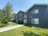 Building Photo - 3220 Savannah St