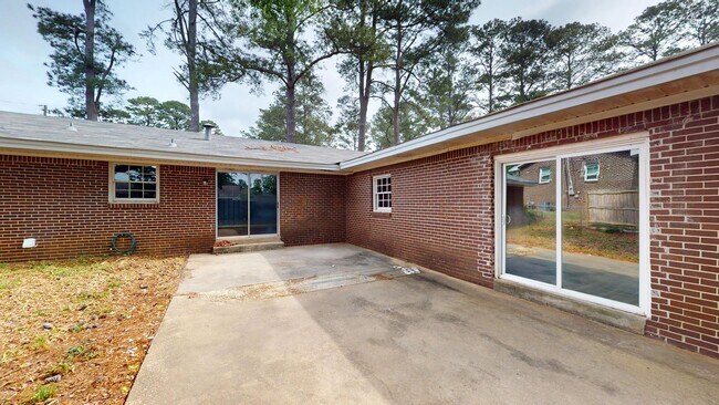 Building Photo - 103 Woodley Ave