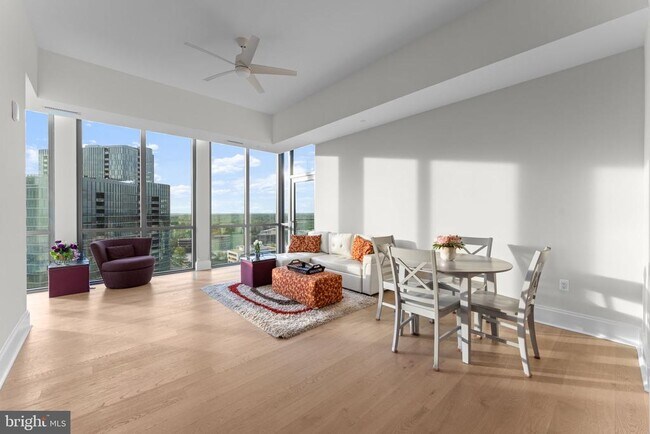 Building Photo - 7887 Jones Branch Dr