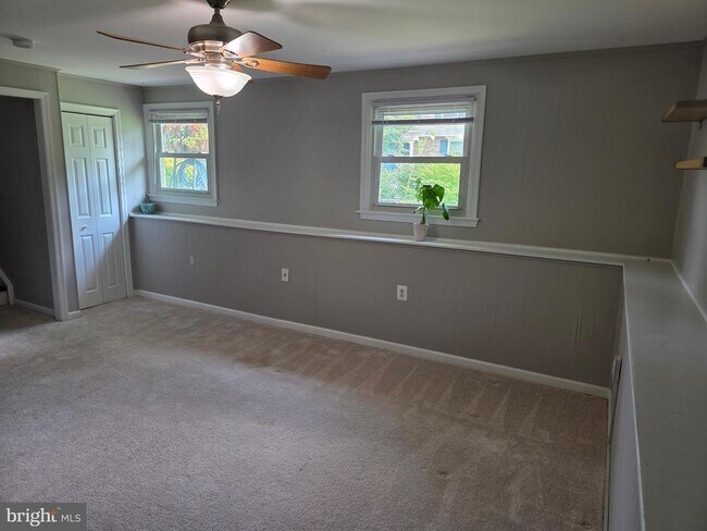 Building Photo - 12920 Framingham Ct