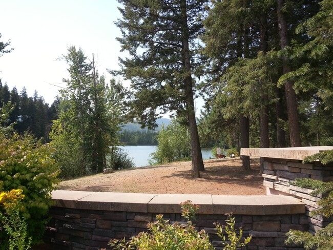 Building Photo - 134 Hanaford Rd