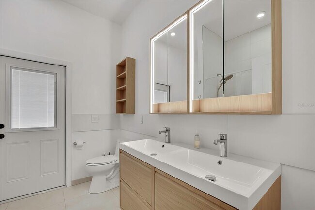 Building Photo - 18405 N 30th St